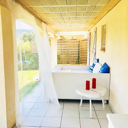 Maison De 3 Chambres Avec Vue Sur La Ville Jardin Clos Et Wifi A A 5 Km De La Plage 度假居